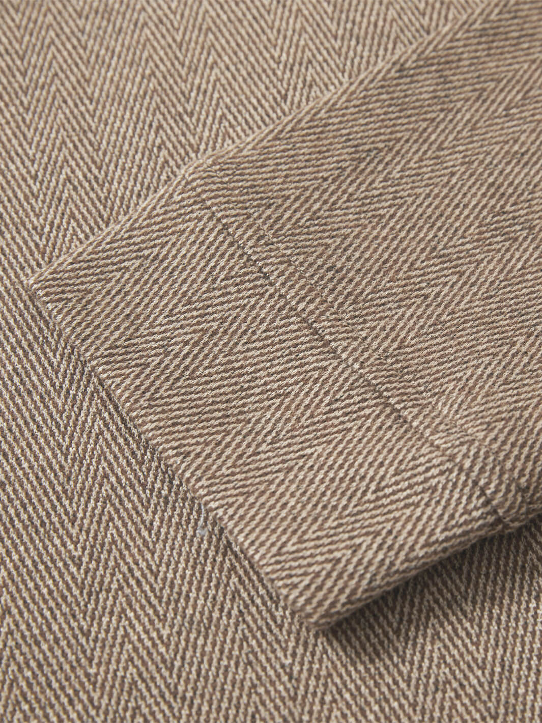 Herringbone Performance Golf Quarter Zip For Men-Caramel