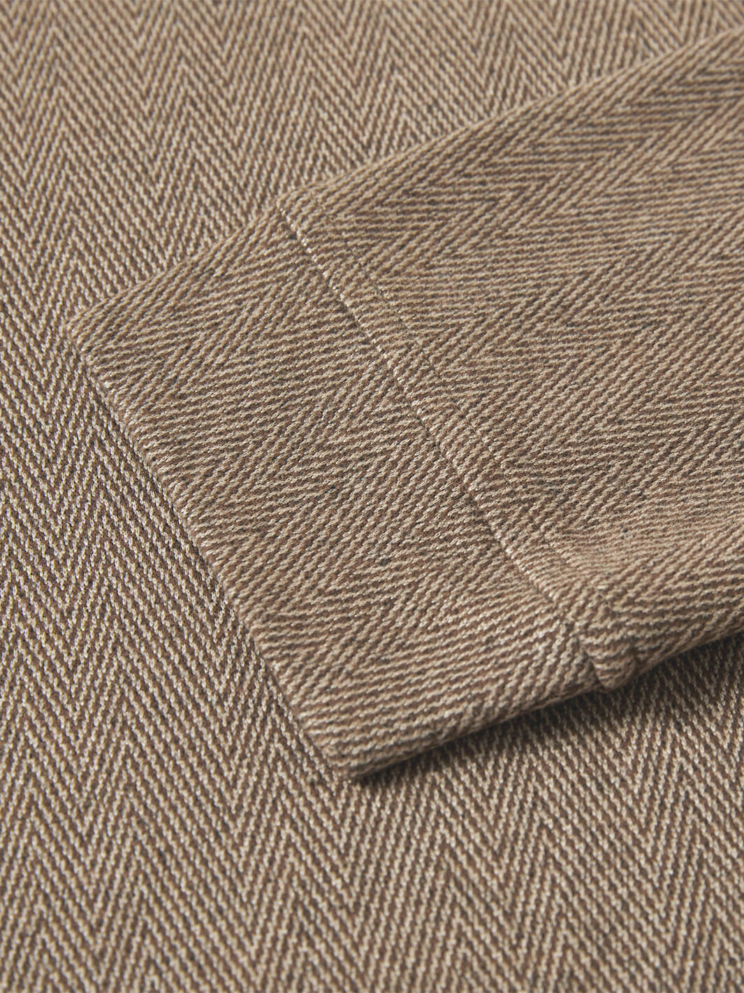 Herringbone Performance Golf Hoodie For Men-Caramel
